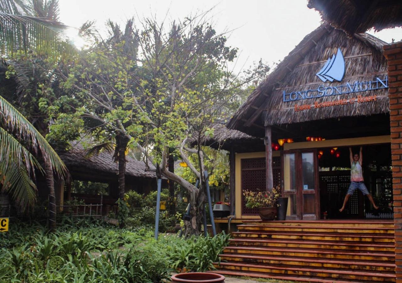 Longson Muine Backpacker Paradise Hotel Mui Ne Bagian luar foto